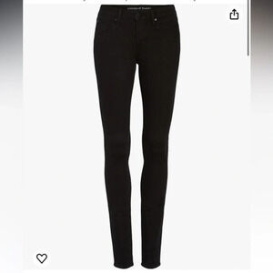 Black articles of society super soft skinny jeans size 25 in excellent condition